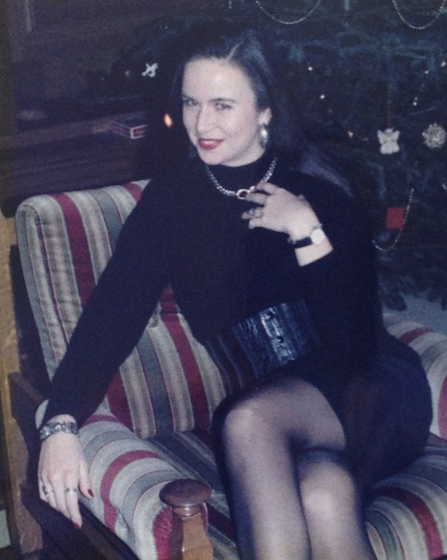 Modeflüsterin Stephanie Grupe: schick im schwarzen Kleid an Weihnachten 1987