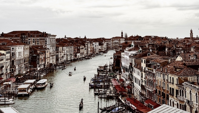 Venedig im Regen und andere Abenteuer