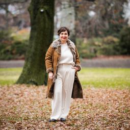 Susanne ackstaller texterella lammfellmantel-6270 kopie klein