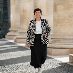 Susanne ackstaller texterella blazer im zebramuster-7103 kopie klein-2
