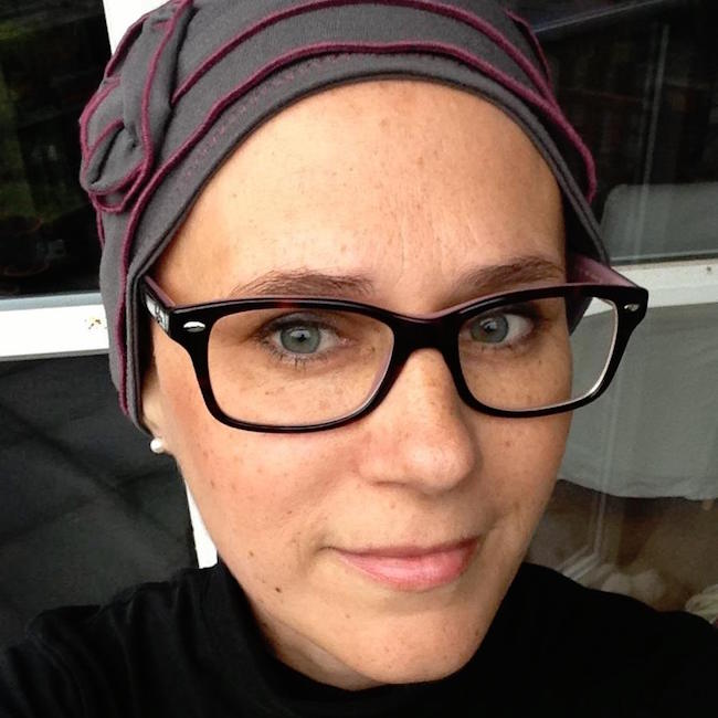 Corinna Fuchs-Laubach hatte Brustkrebs und gilt heute als gesund. Lies ihr Interview!