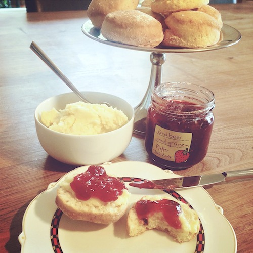 Echt englische Scones – mit Backmischung selbstgemacht