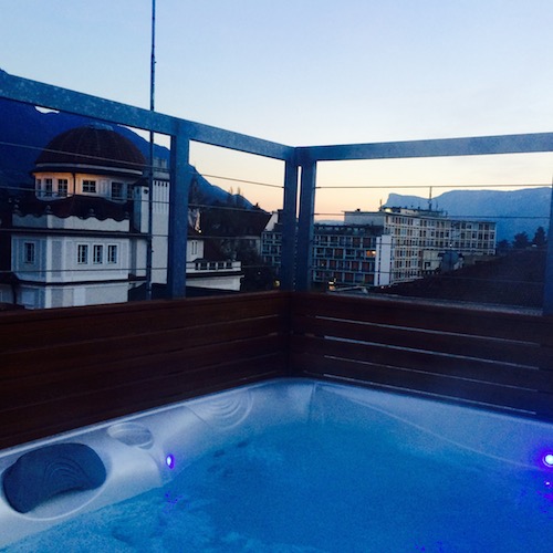 Jacuzzi in der Abendstimmung